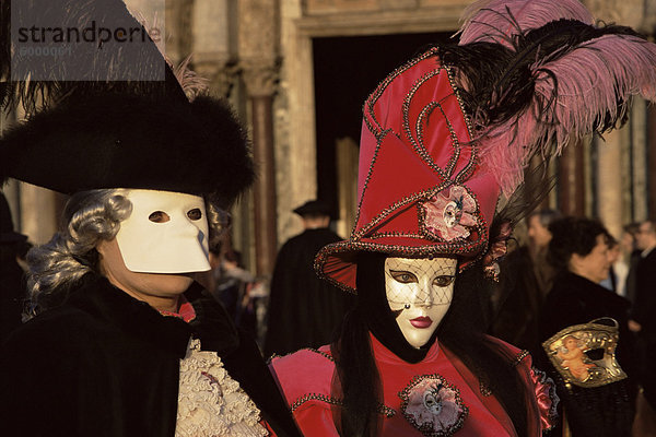 Menschen in Karneval Kostüm  Venedig  Veneto  Italien  Europa