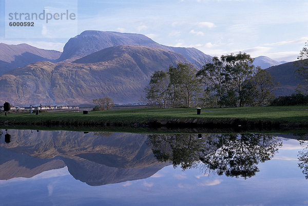 Ben Nevis von Banavie  Hochlandregion  Schottland  Vereinigtes Königreich  Europa