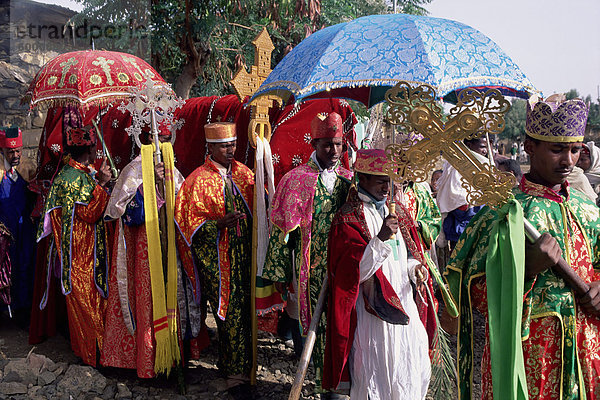 Prozession für christliche Festival des Rameaux  Axoum (Axum) (Aksum)  Tigre Region  Äthiopien  Afrika