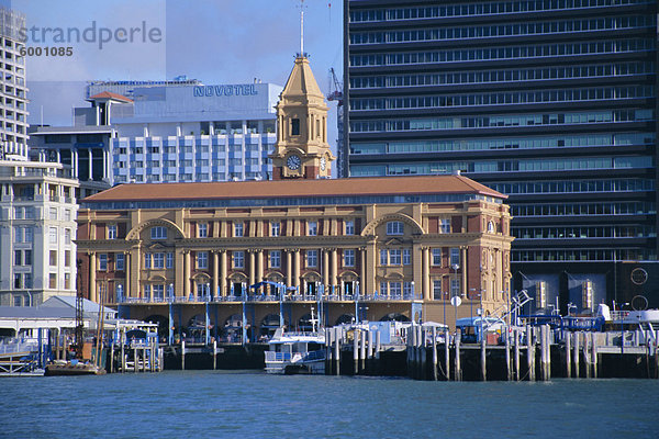 gehen Ufer Fähre Insel Pazifischer Ozean Pazifik Stiller Ozean Großer Ozean neuseeländische Nordinsel Auckland Neuseeland