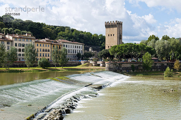 San Niccola Weir (Pescaia San Niccola)  Florenz (Firenze)  UNESCO World Heritage Site  Toskana  Italien  Europa