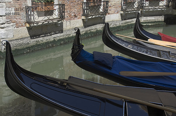 Gondeln  Venedig  UNESCO World Heritage Site  Veneto  Italien  Europa
