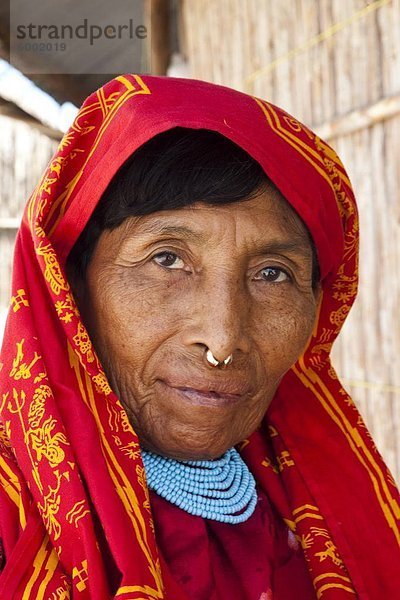 Kuna-Frau mit gold Nasenring  San Blas Inseln  Panama  Mittelamerika