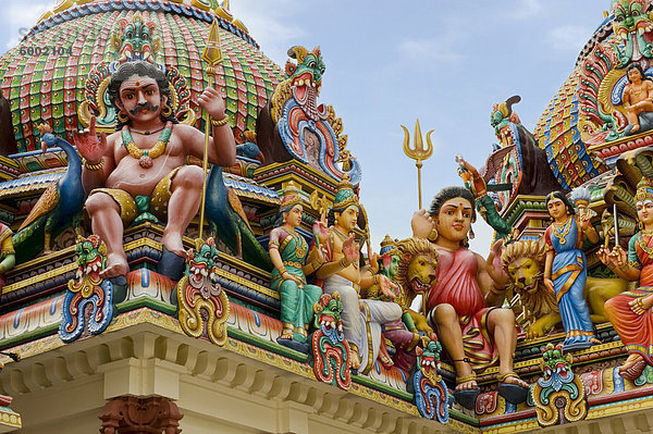 Hinduistischen Bildsprache in den Sri Mariamman Tempel  Chinatown  Singapur  Südostasien  Asien