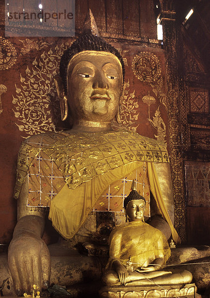 Lanna Stil Buddha Bilder  Wat Hua-Kuang  Lampang  Nord-Thailand  Thailand  Südostasien  Asien