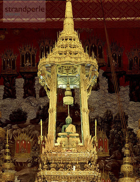 Smaragd-Buddha  Wat Phra Kaeo in der Grand Palace  Bangkok  Thailand  Südostasien  Asien