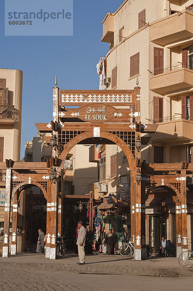 El Souk Markt  Luxor  Ägypten  Nordafrika  Afrika