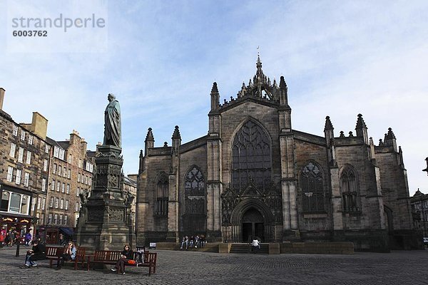 St. Giles Cathedral  die hohe Kirk von Schottland  an der Royal Mile in Edinburgh  Schottland  Vereinigtes Königreich  Europa