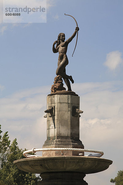 Diana Cazadora Statue  Paseo De La Reforma  Reforma  Mexico City  Mexiko  Nordamerika