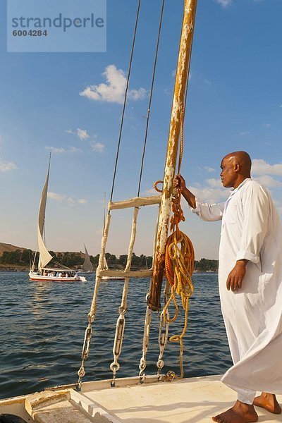 Fluß Nil  Assuan  Oberägypten  Ägypten  Nordafrika  Afrika