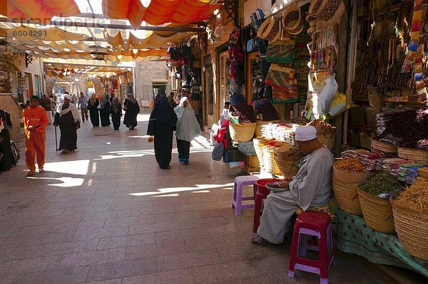 Altstadt Souk  Aswan  Oberägypten  Ägypten  Nordafrika  Afrika