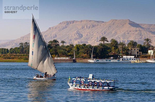 Nil bei Luxor  Ägypten  Nordafrika  Afrika