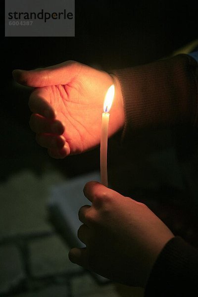 Taize Bruderschaft Gebet  Mailand  Lombardei  Italien  Europa