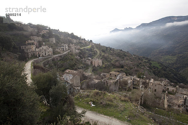 Das alte Dorf von Gairo  Sardinien  Italien  Europa