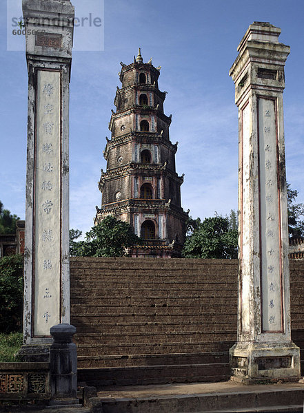 Thien Mu Pagode  UNESCO Weltkulturerbe  Hue  Vietnam  Indochina  Südostasien  Asien