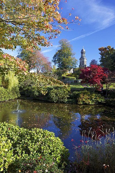 Dingle und St. Chads Kirche  Quarry Park  Shrewsbury  Shropshire  England  Vereinigtes Königreich  Europa