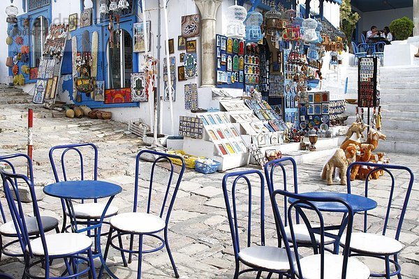 Cafe und Souvenir-Geschäft  Sidi Bou Said  Tunesien  Nordafrika  Afrika