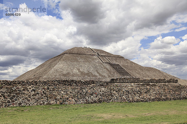 Pyramide der Sonne  Teotihuacan  archäologischen Stätte  UNESCO World Heritage Site  Mexiko  Nordamerika