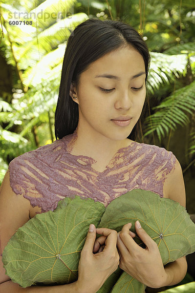 Körperpeeling  The Farm Gesundheits- und Spa-Resort in Batangas  Philippinen  Südostasien  Asien