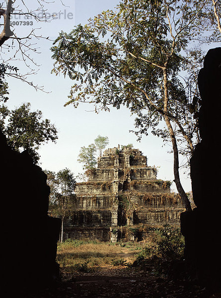 Prang Prasathom  aus dem zweiten Quartal des 10. Jahrhunderts  Koh Ker  Kambodscha  Indochina  Südostasien  Asien