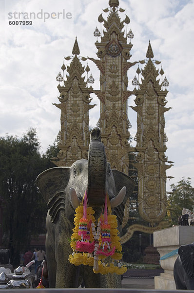 Denkmal am Eingang nach Chiang Rai  Thailand  Südostasien  Asien