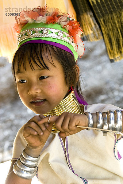 Langer Hals Mädchen  Karen Padaung  Chiang Mai  Thailand  Südostasien  Asien