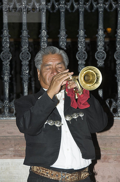 Mariachi-Band  San Miguel de Allende  (San Miguel)  Bundesstaat Guanajuato  Mexiko  Nordamerika