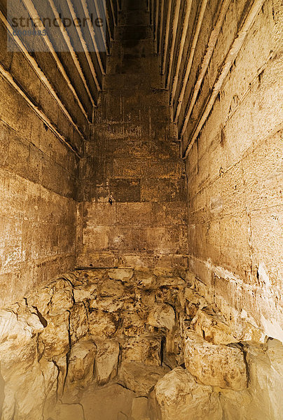 Grabkammer der roten Pyramide  Pyramide-Feld von Dahschur  Ägypten  Nordafrika  Afrika