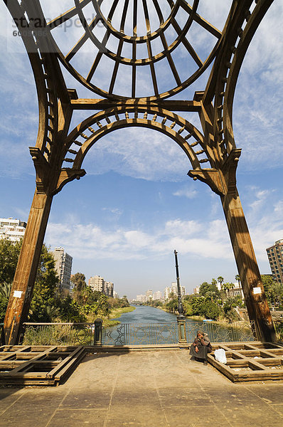 Fußgängerbrücke  Rhoda Insel  Kairo  Ägypten  Nordafrika  Afrika