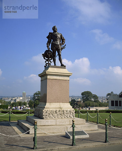 Statue von Sir Francis Drake  Plymouth Hoe  Plymouth  Süddevon  Devon  England  Vereinigtes Königreich  Europa