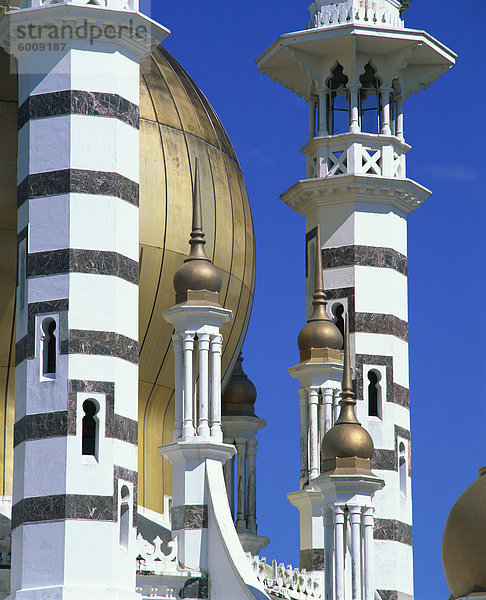 Minarette und der Ubudiah-Moschee in Kuala Kangsar  Bundesstaat Perak  Malaysia  Südostasien  Asien