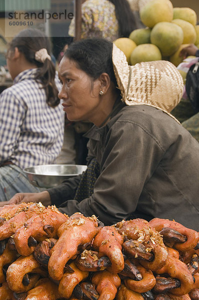 Enten zu verkaufen auf dem Markt  Kambodscha  Indochina  Südostasien  Asien