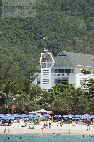 Tsunami-Warnung-Turm  Kata Beach  Phuket  Thailand  Südostasien  Asien