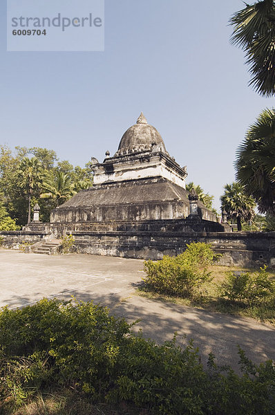 Diese Pathum oder manchmal auch genannt  dass Makmo (Wassermelone Stupa)  Luang Prabang  Laos  Indochina  Südostasien  Asien