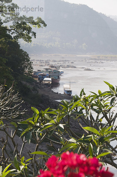 Mekong-Fluss  Luang Prabang  Laos  Indochina  Südostasien  Asien