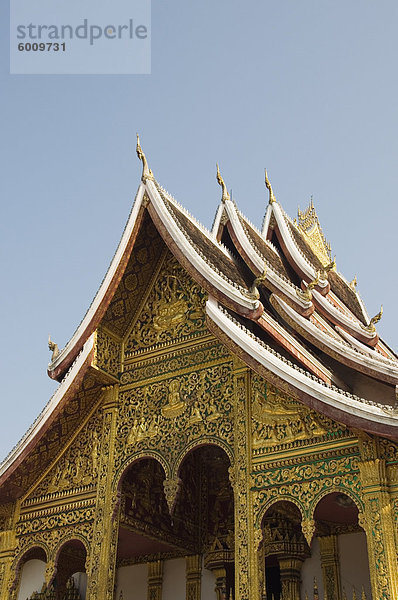 stehend Wohnhaus Palast Schloß Schlösser Statue Südostasien Vietnam Asien Buddha Laos Luang Prabang neu Messehalle