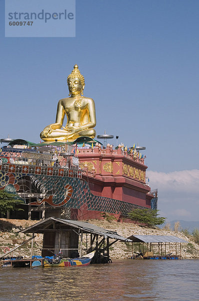 groß großes großer große großen nass Südostasien Asien Thailand