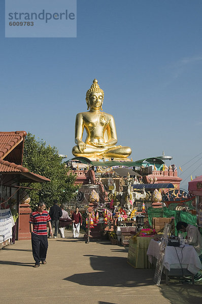 groß großes großer große großen nass Südostasien Asien Thailand