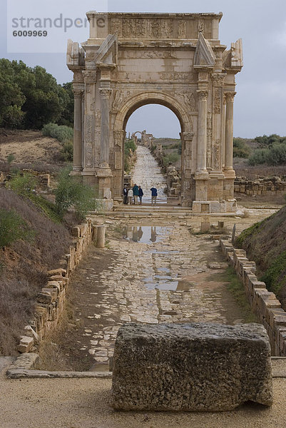 Bogen des Septimius Severus  Roman Ruinen  Leptis Magna  UNESCO-Weltkulturerbe  Libyen  Nordafrika  Afrika