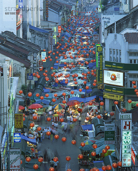 Erhöhte Sicht der Nacht Markt  Jalan Petaling  Chinatown  Kuala Lumpur  Malaysia  Südostasien  Asien