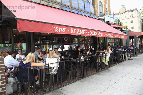 Buchhandlung und Café  Dupont Circle  Washington D.C.  Vereinigte Staaten von Amerika  Nordamerika