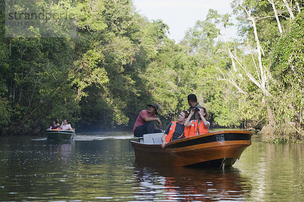 Informationsschalter Boote  Sungai Kinabatangan River  Sabah  Borneo  Malaysia  Südostasien  Asien