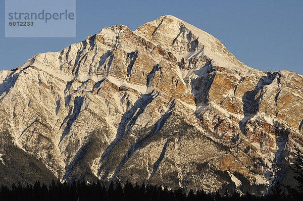 Pyramid Mountain  Jasper Nationalpark  UNESCO World Heritage Site  Alberta  Kanada  Nordamerika