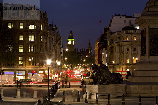 Große Ben und Whitehall von Trafalgar Square  London  England  Großbritannien  Europa