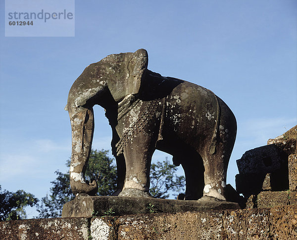 Elefanten-Statue aus dem 10. Jahrhundert  East Mebon  Angkor  UNESCO Weltkulturerbe  Kambodscha  Indochina  Südostasien  Asien