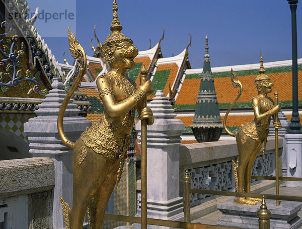 Hüter des Gateways in der Grand Palace in Bangkok  Thailand  Südostasien  Asien