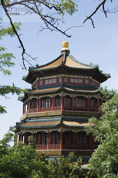 Turm der buddhistischen Weihrauch auf Langlebigkeit Hill  Yihe Yuan (Sommerpalast)  UNESCO Weltkulturerbe  Peking  China  Asien