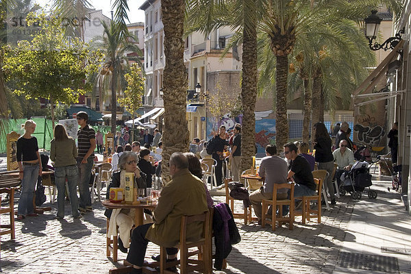 Café im Freien  Plaza Nueva  Granada  Andalusien  Spanien  Europa