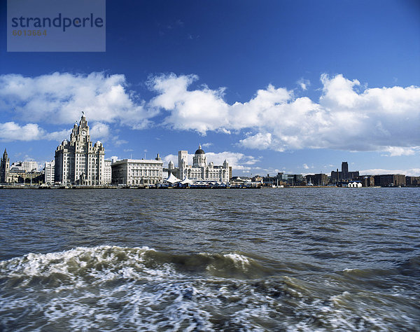 Liverpool und den Fluss Mersey  Merseyside  England  Vereinigtes Königreich  Europa