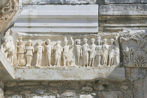 Fries  Hadrian-Tempel  Ephesus  Anatolien  Türkei  Kleinasien  Eurasien